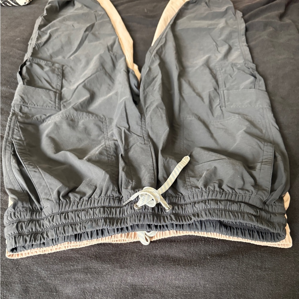 Vuori Scout Joggers in Vintage Black - Picture 3 of 6